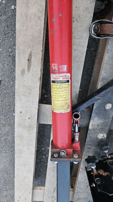 Стійка гідравлічна трансмісійна TORIN стойка трансмисионная