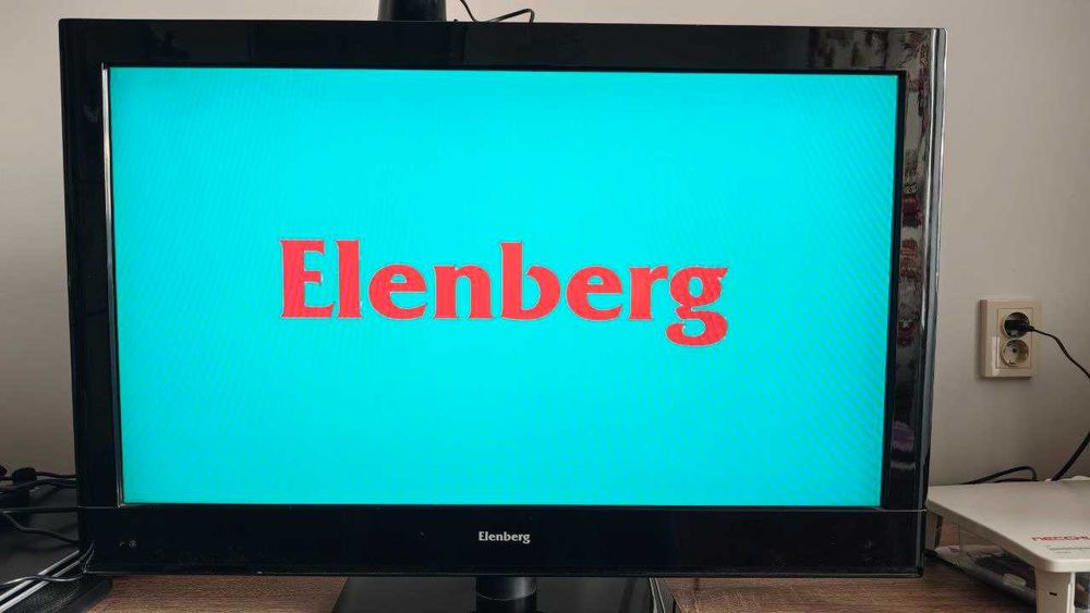 Телевізор Elenberg LH32N89W