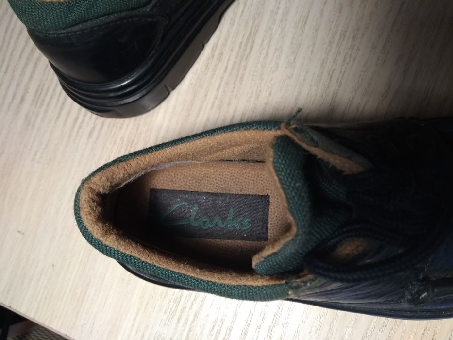 Детские кожаные туфли Clarks (Англия) на мальчика 29 р.