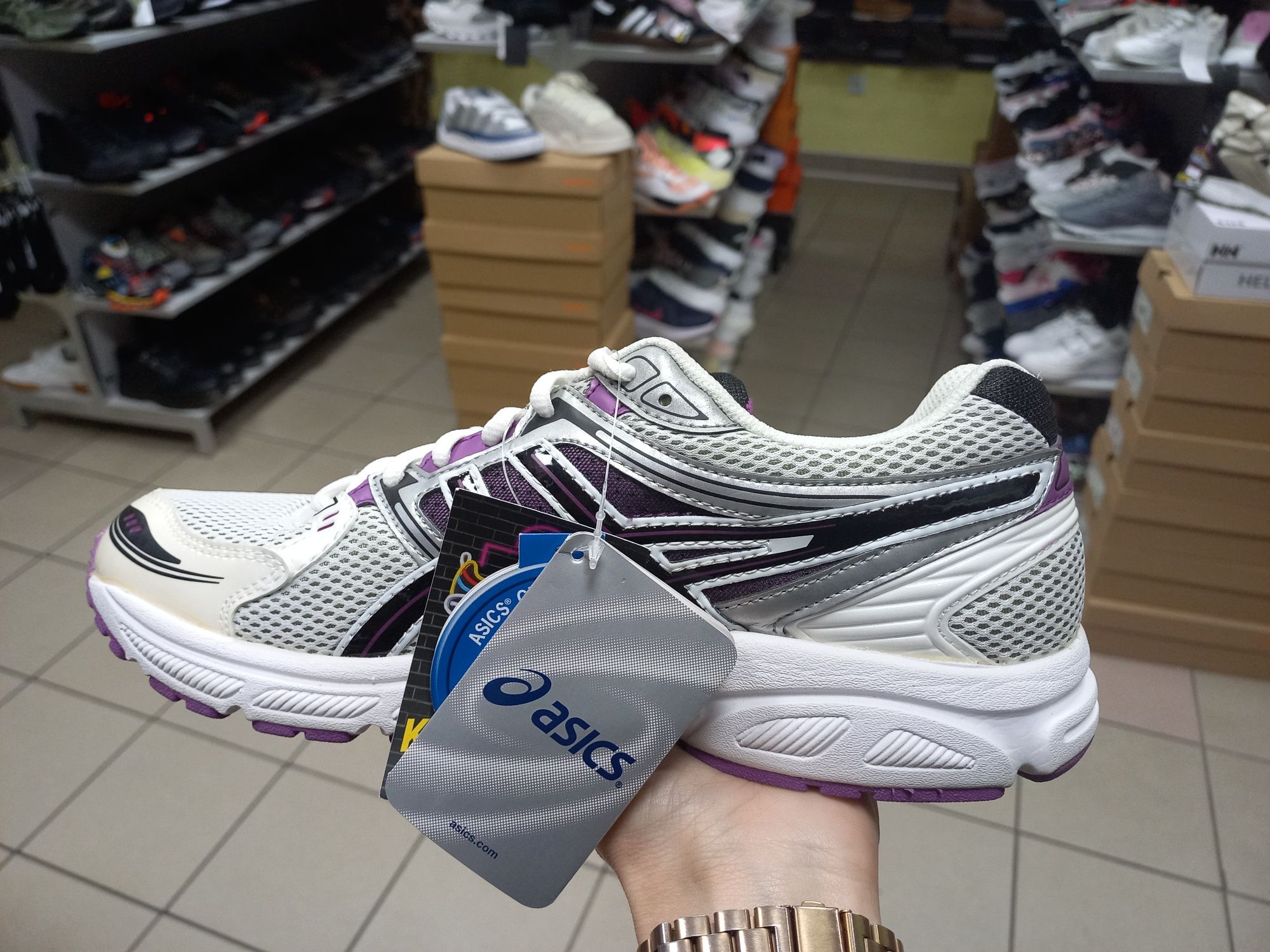 Кросівки ASICS Gel- Contend 7