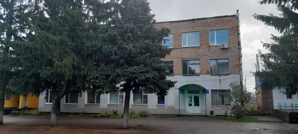 Комплекс будівель - м. Долинська, Кіровоградська обл.