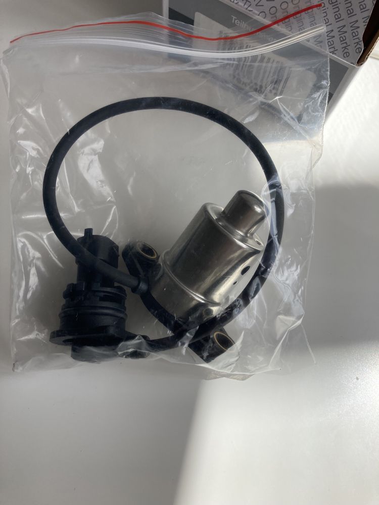 Sensor, nível do óleo do motor 17SKV405