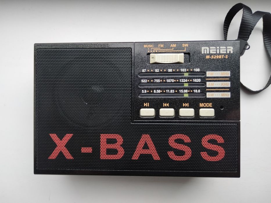 Багатофункціональне Радіо М-529BT-S, зарядний пристрій в подарунок.