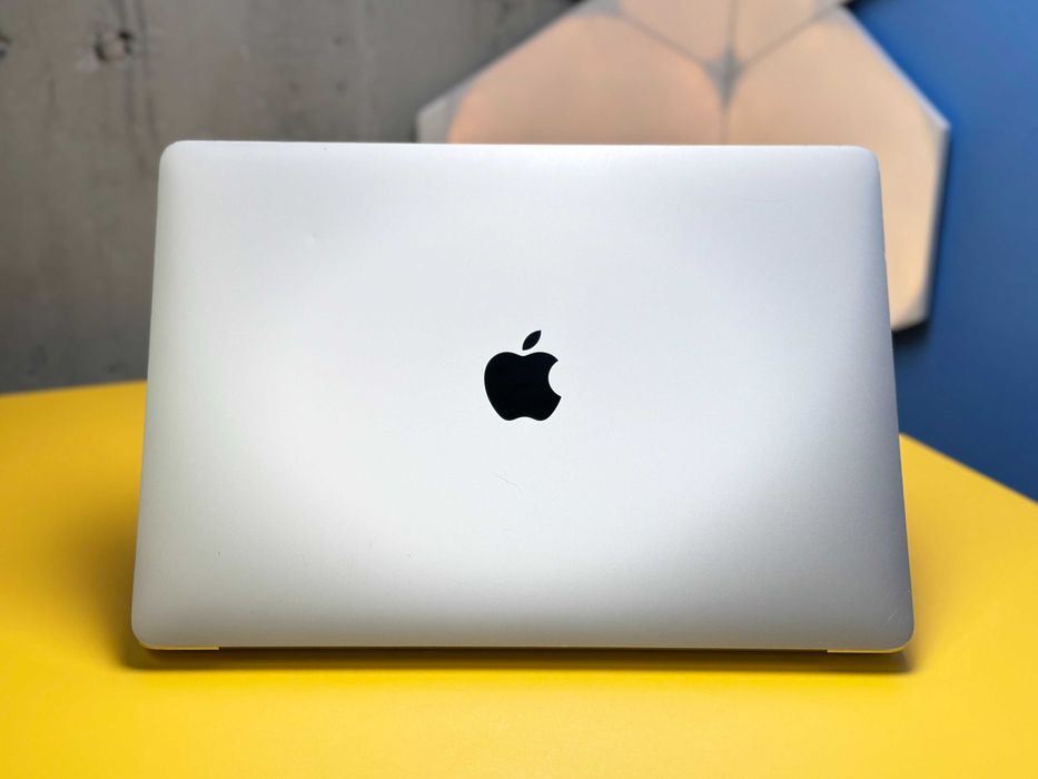 Ноутбук Apple MacBook Air 13" M1 Retina MGN93 (144210) Б/У З ГАРАНТІЄЮ