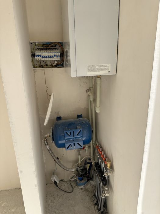 Застройщик!ЄОСЕЛЯ ЄВІДНОВЛЕННЯ дом в ЦЕНТРЕ Броваров!