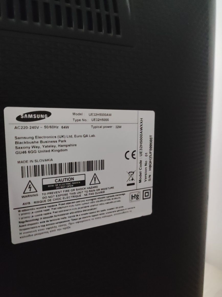Telewizor Samsung 32 cale pilot w zestawie