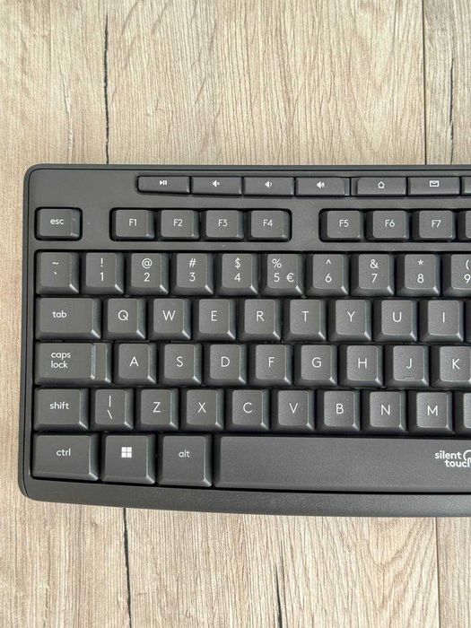 Комплект (клавіатура, миша) Logitech MK295 Wireless Combo Black NL