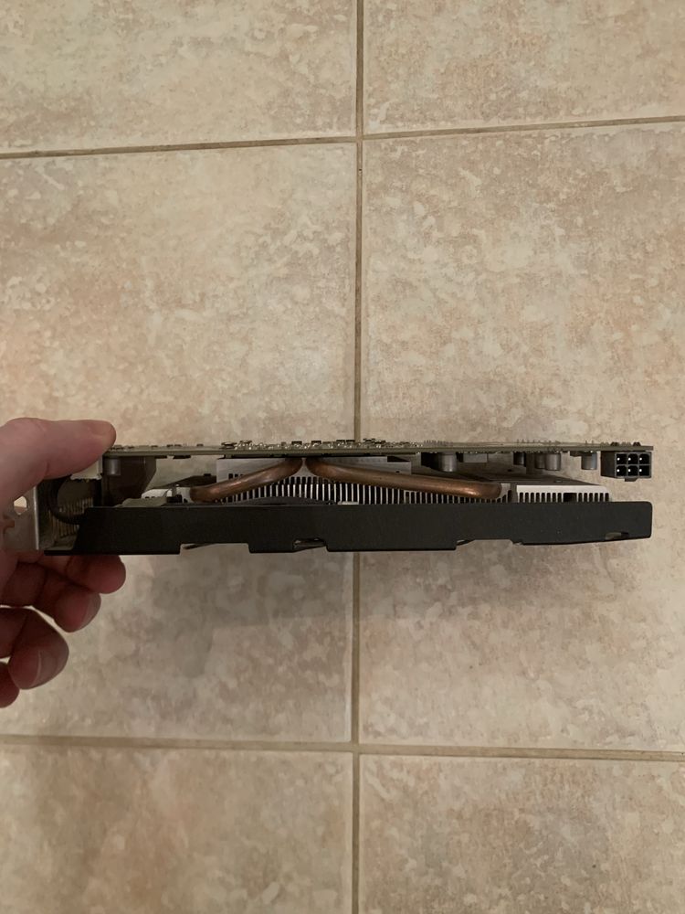 GeFore 1060 3GB DDR5