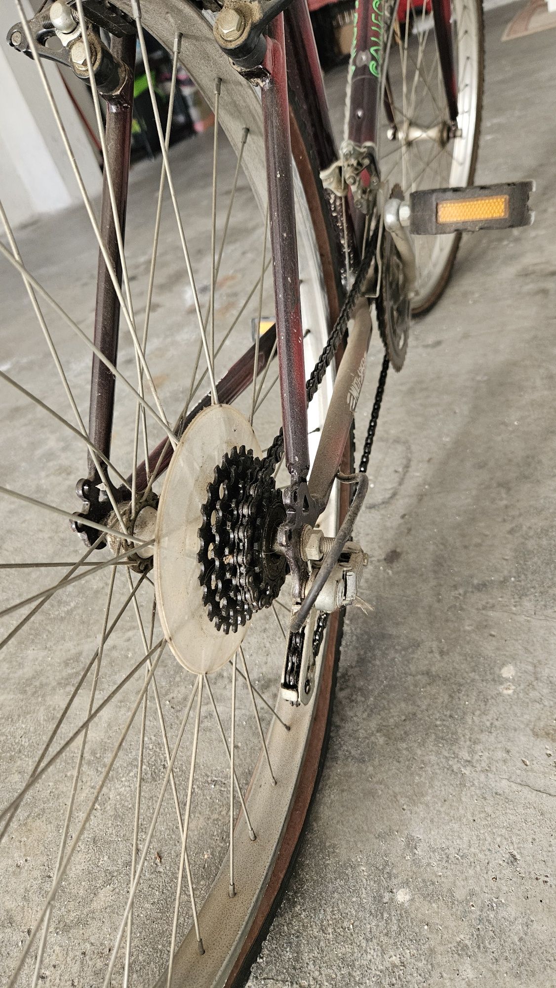 Bicicleta antiga montanha