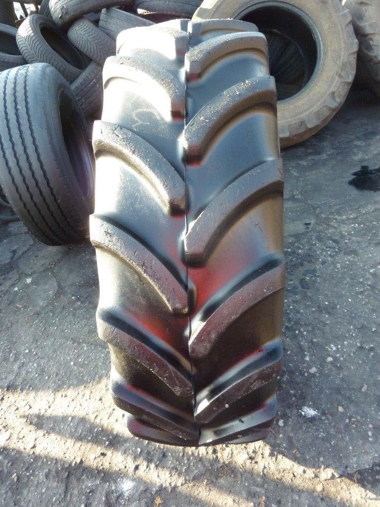 Opona używana rolnicza 360/70R28 FIRESTONE PERFORMER 70; 800zł W1031