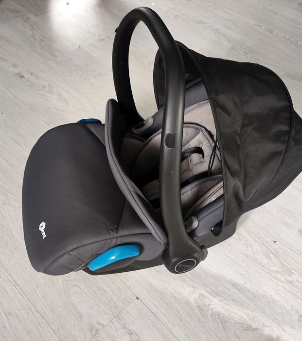 Продам автокресло 0-13кг