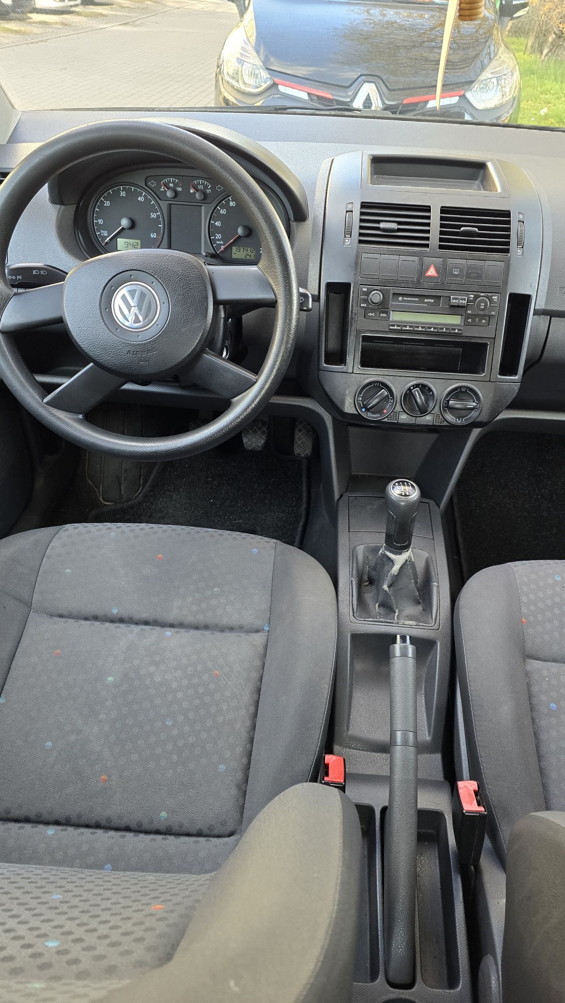 VW polo 5 drzwi klima 1.2 benzyna