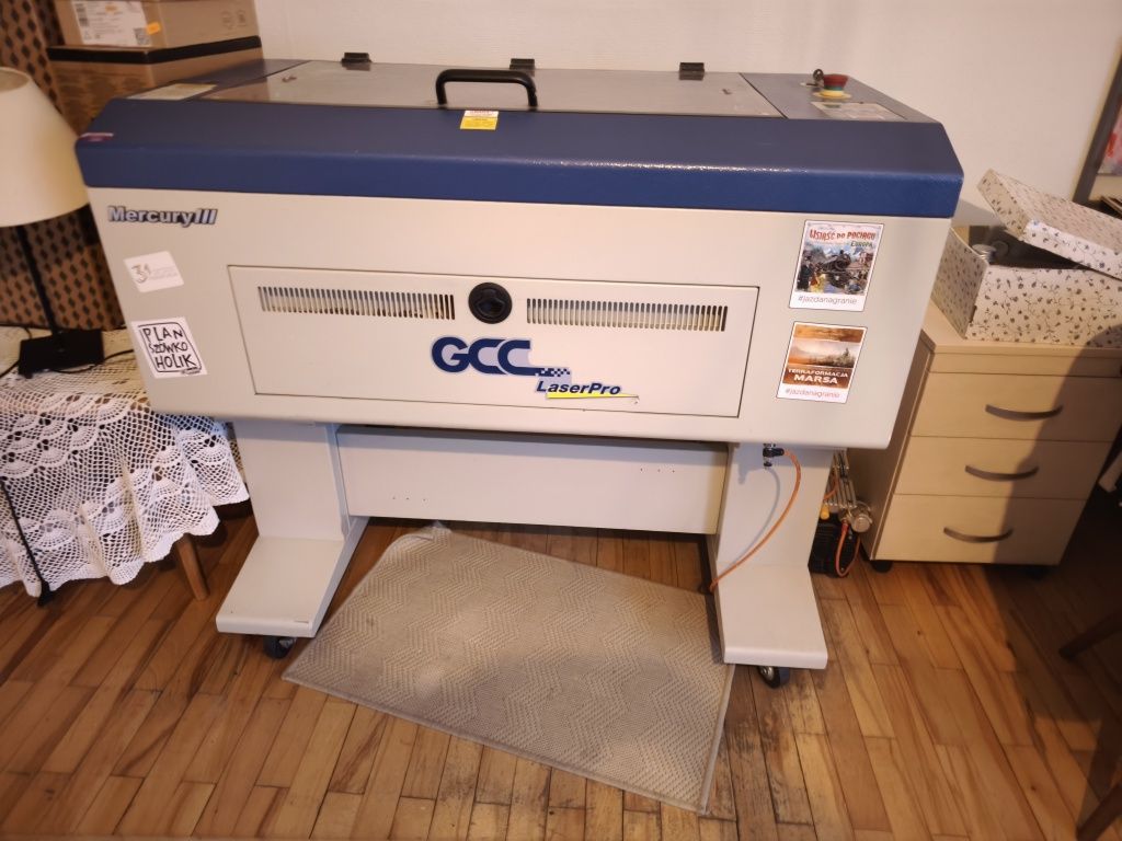 Laser CO2 GCC Merkury III ploter laserowy