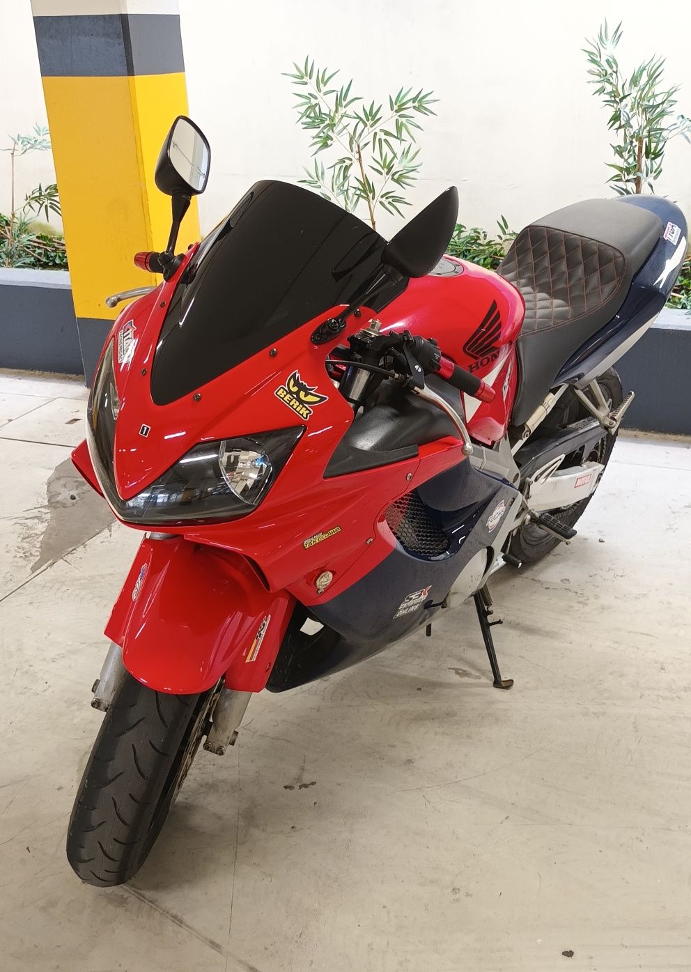 Honda Cbr 600 F4i