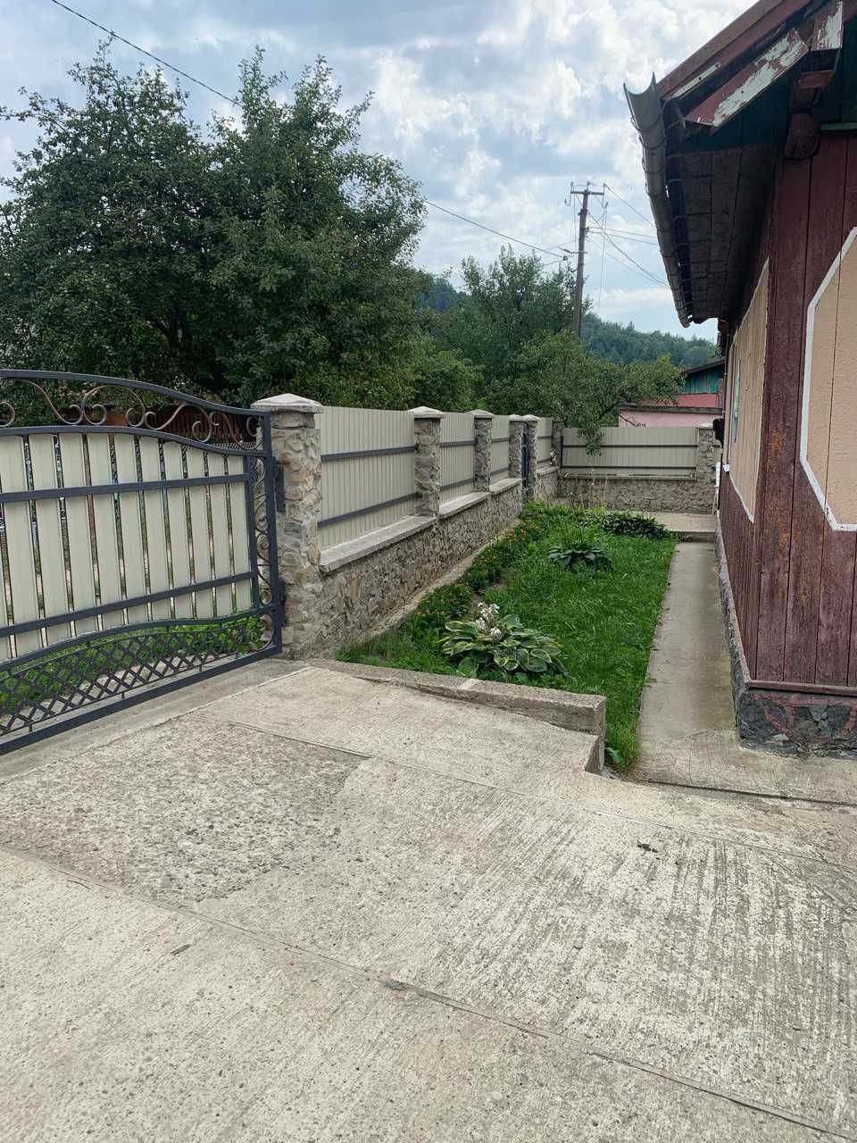 Оренда будинок в Карпатах, відпочинок в горах, біля річки