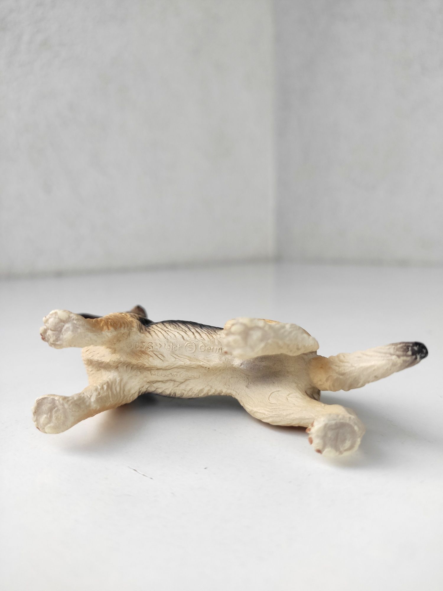 Schleich owczarek niemiecki 2003.