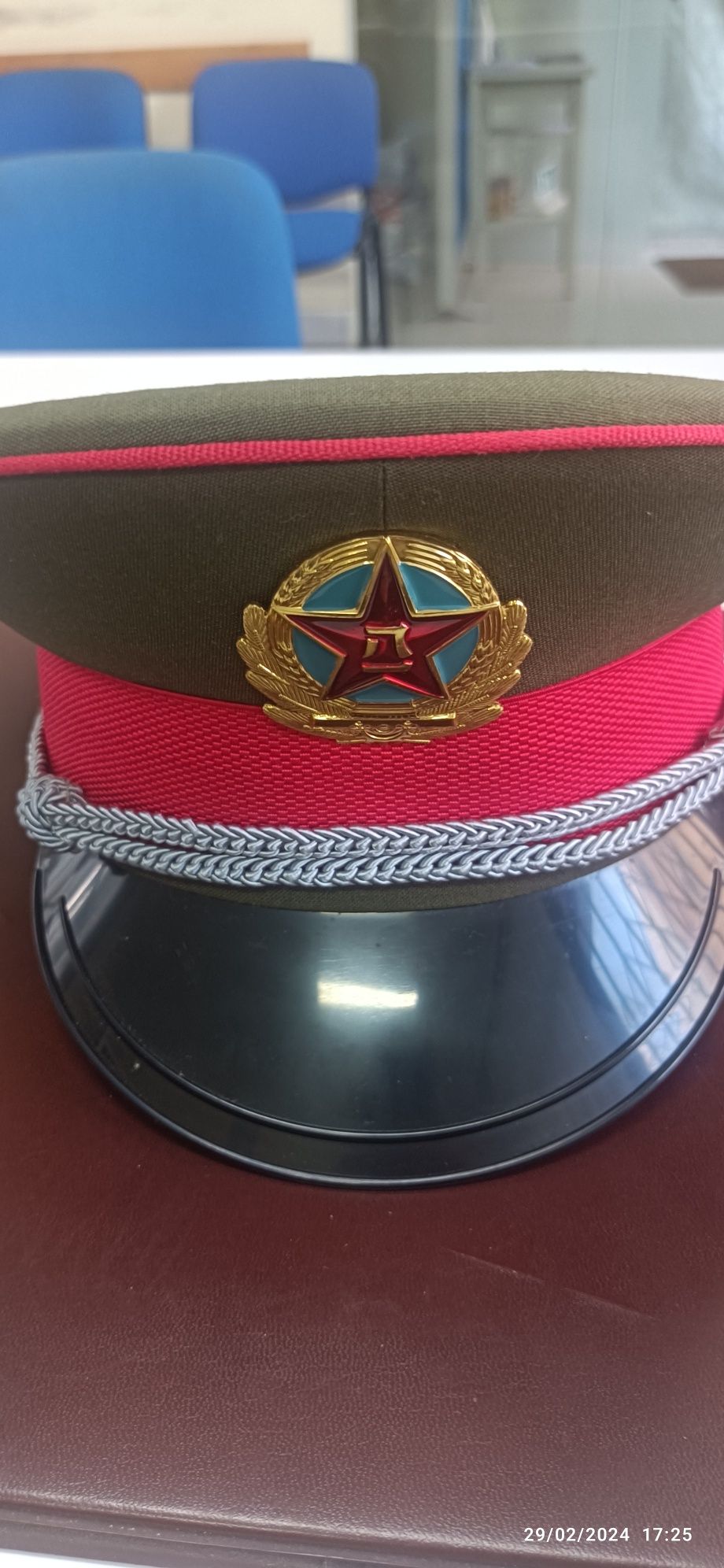 Chapéu oficial militar China