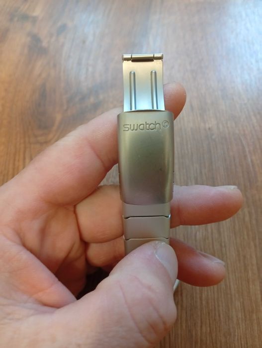 Zegarek damski Swatch irony aluminium.