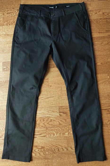 Spodnie męskie Cropp rozm.M / 34