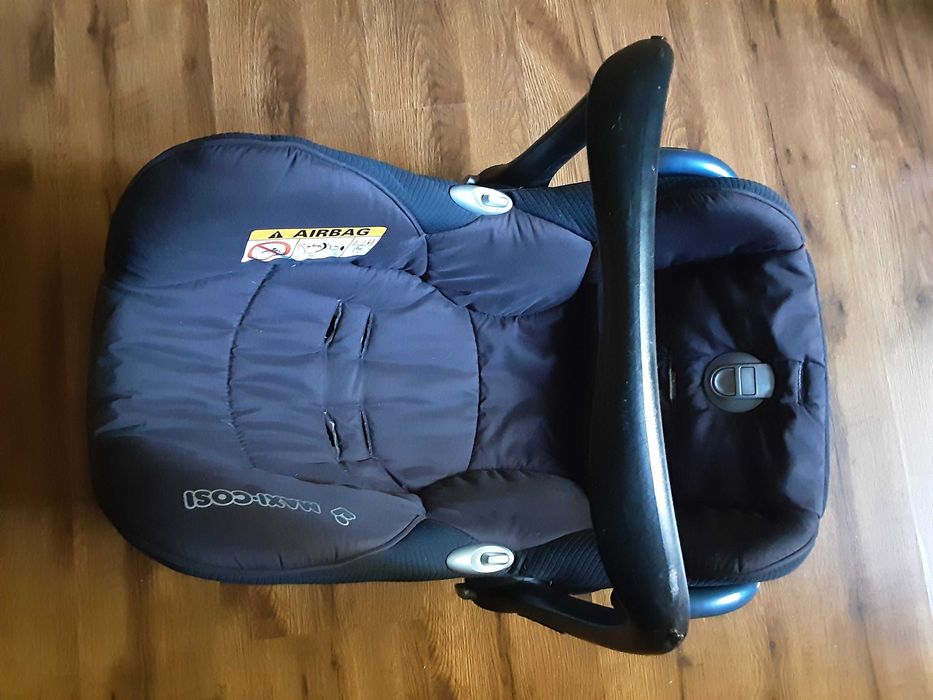 Автокресло детское 0-13кг Maxi-cosi плюс стул для кормления в подарок