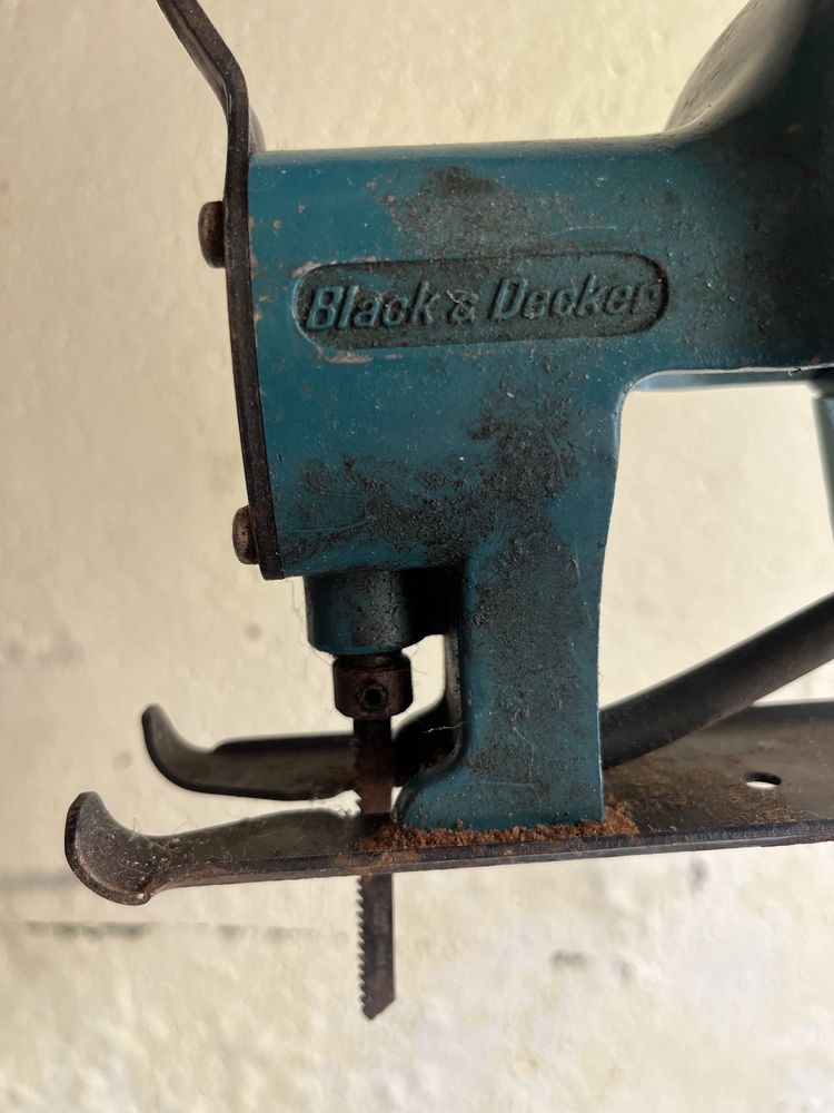 Suporte para serra tico tico de berbequim black e decker