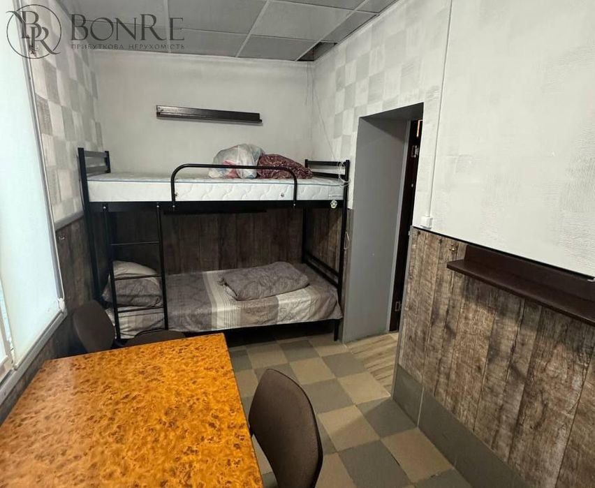 Готель в м. Ромни, вул. Руденка, 32А.