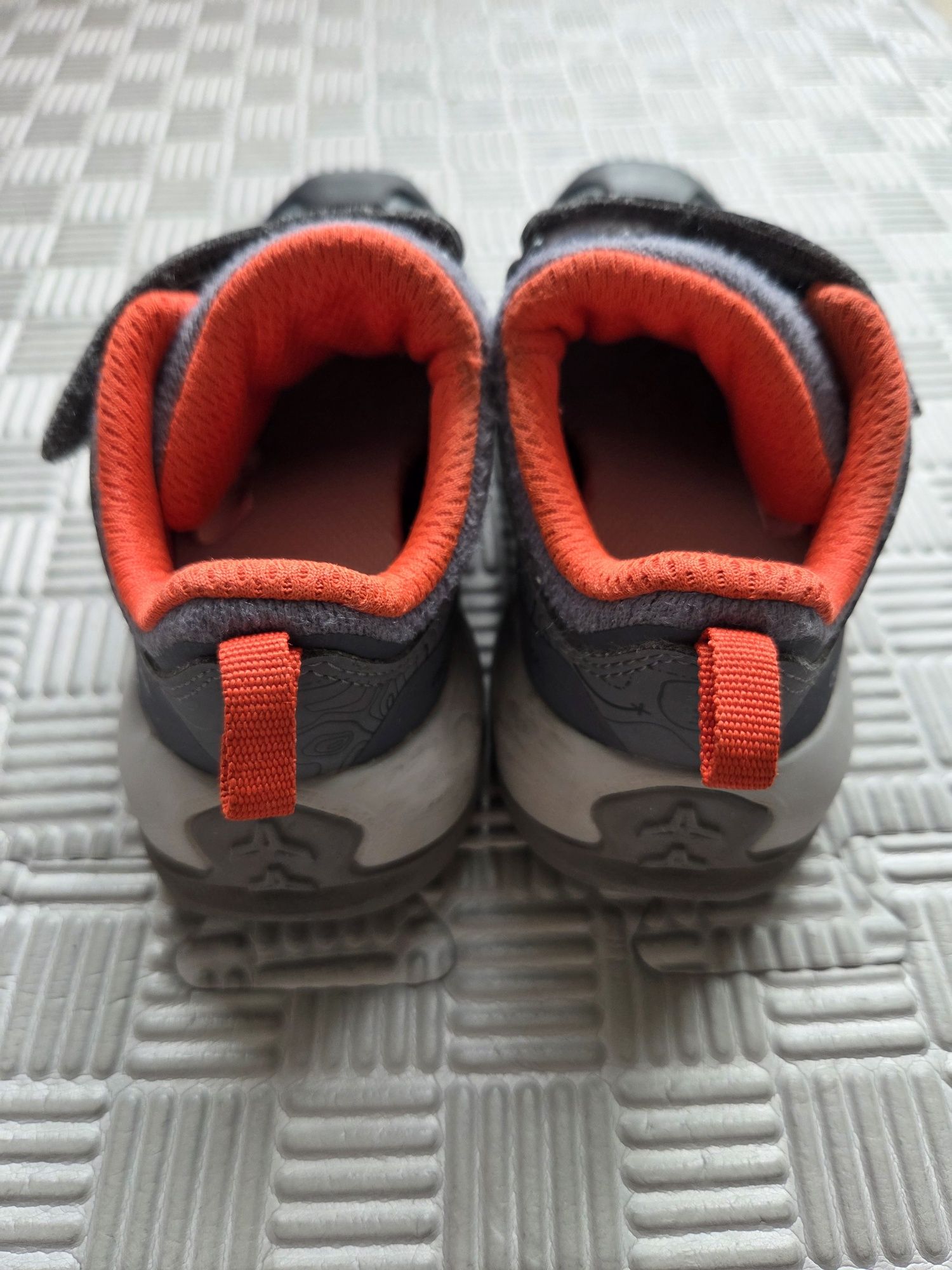 Buty trekingowe quechua 27
