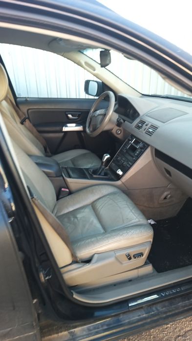 Продам ВОЛЬВО ХС90