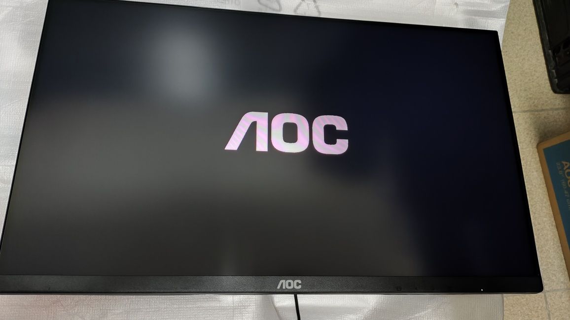 Monitor 23.4" Full HD