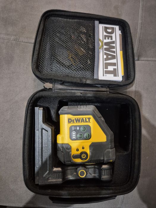 Laser krzyżowy DeWalt 19 Series 45 m