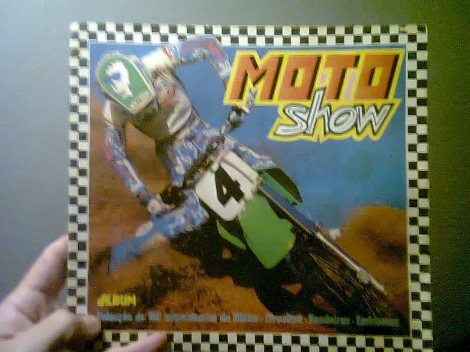 caderneta moto show incompleta