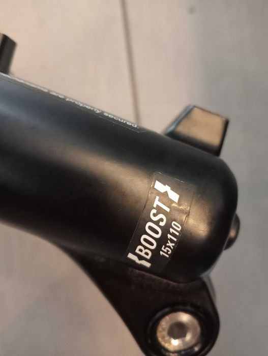 Amortyzator SR SUNTOUR X1 32 | 29" | BOOST 15x110 | Coil | Tapered