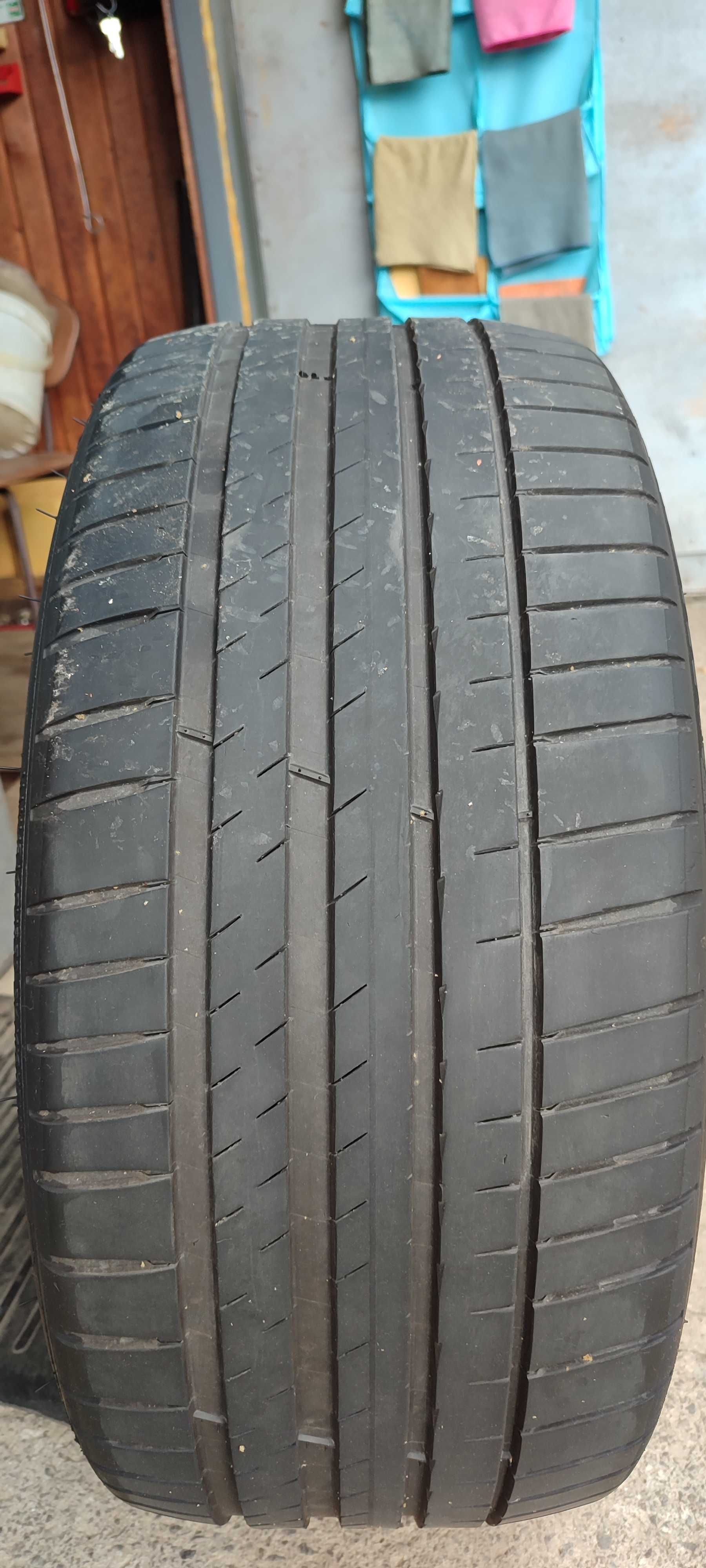 245/40R19 Michelin Pilot Sport4, Italia 2023 рік