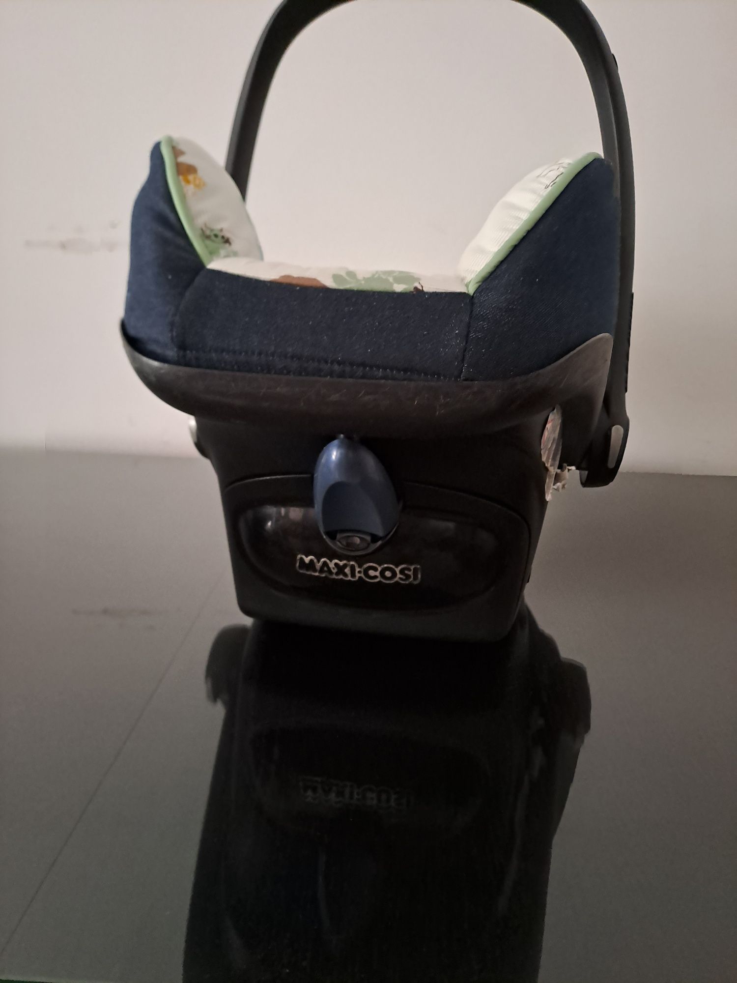 Conjunto carrinho quinny moodd e ovo maxi cosi