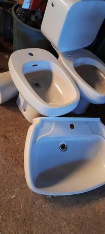 Conjunto de loiças de WC