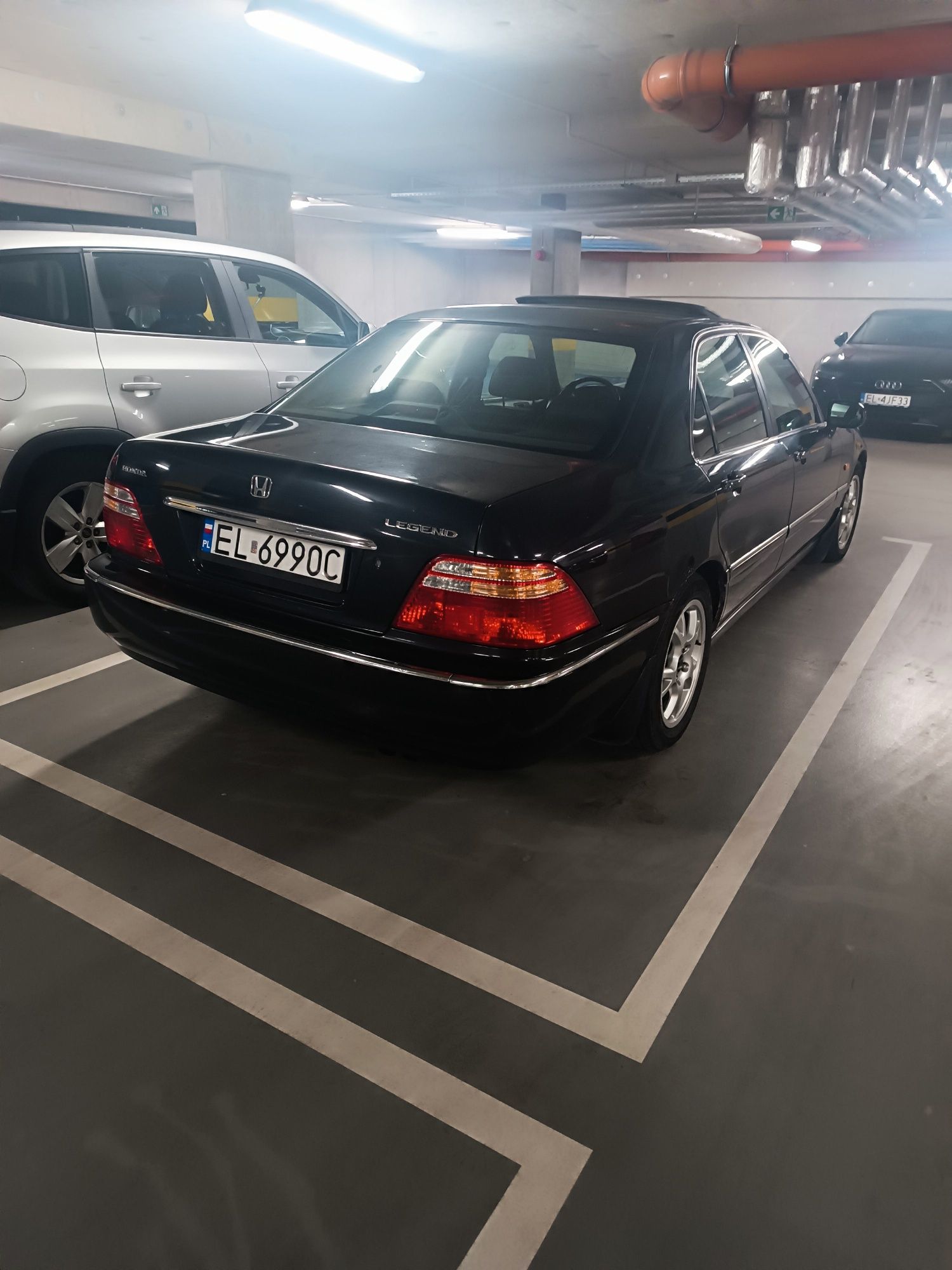 Honda Legend 3.5 V6 208KM