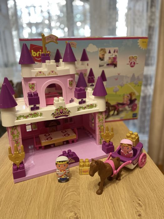 Іграшка. Конструктор « Королівський замок»