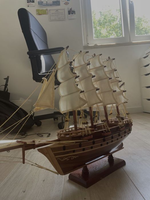 Maquete Barco de madeira