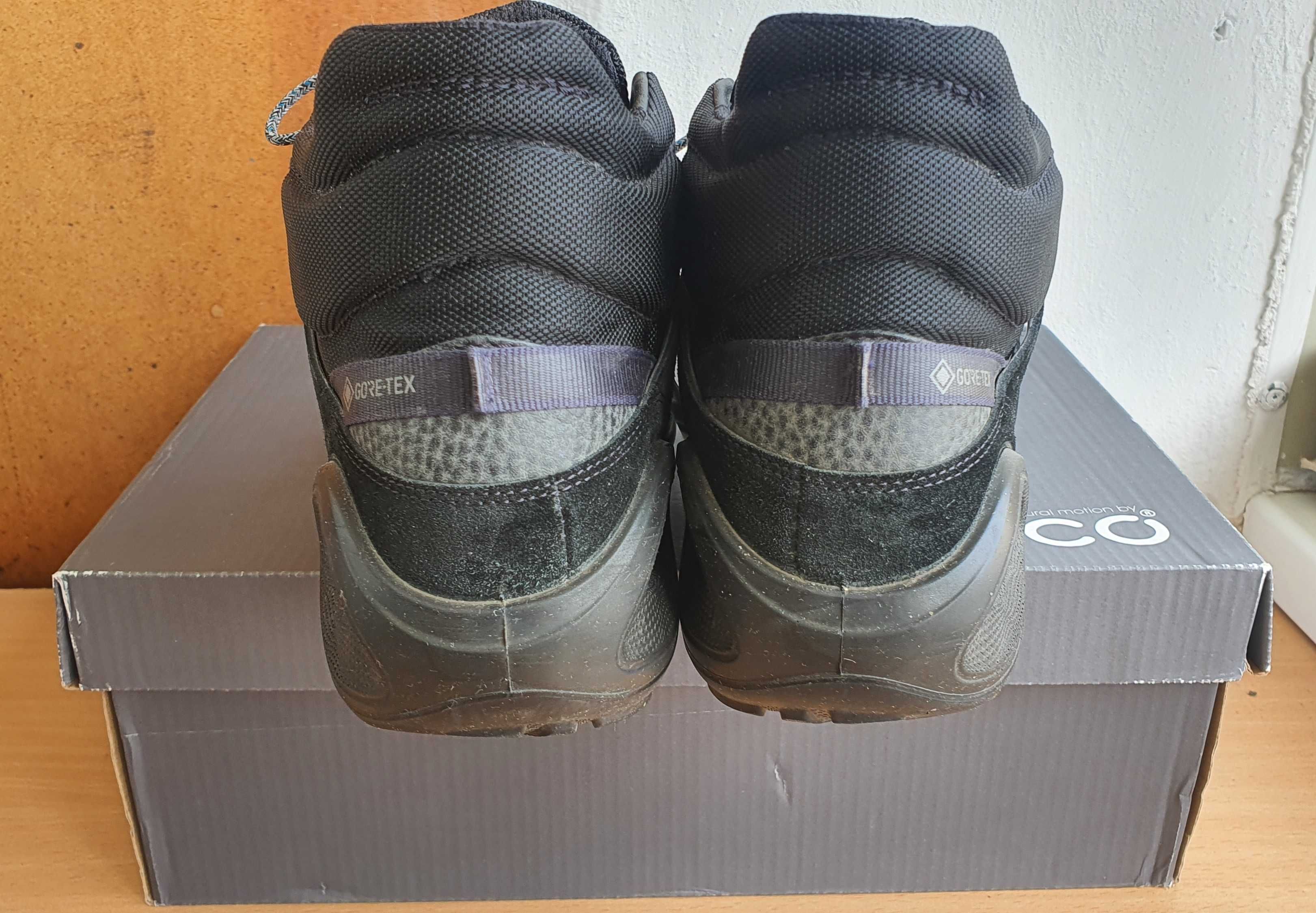 Ботинки ECCO ZM4268 BIOM 2GO GORE-TEX® (43размер).