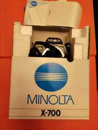 Minolta X700 + objectiva 50mm f1.4