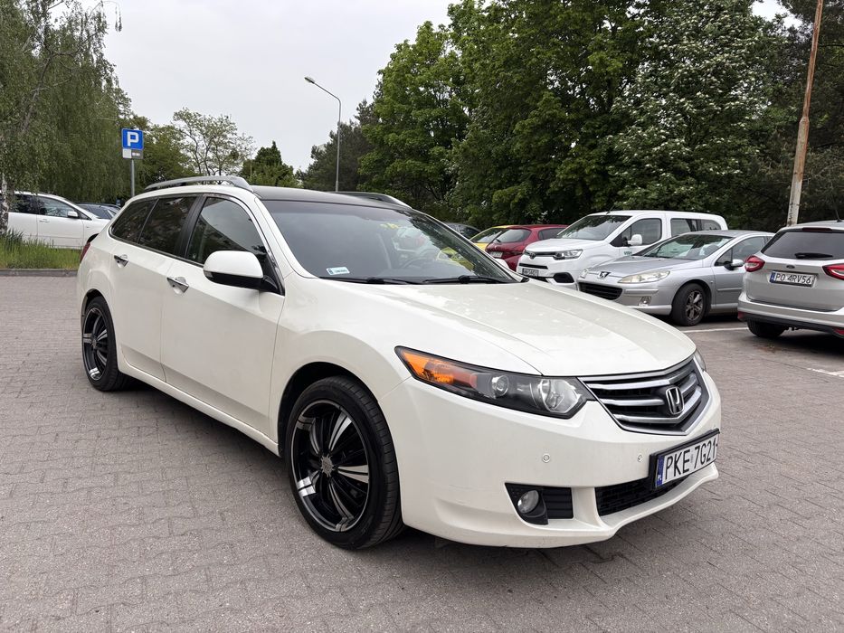Honda Accord VIII 2011r 2.2 d 150km Biała Perła klima-Alu-Czujniki-hak