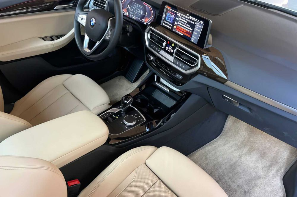 BMW X3 xDrive30i      2024