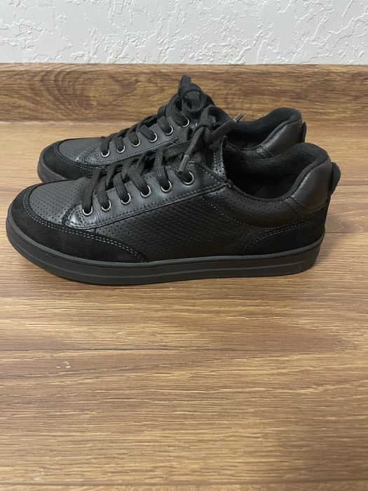 Тухлі на хлопчика, шкіряні