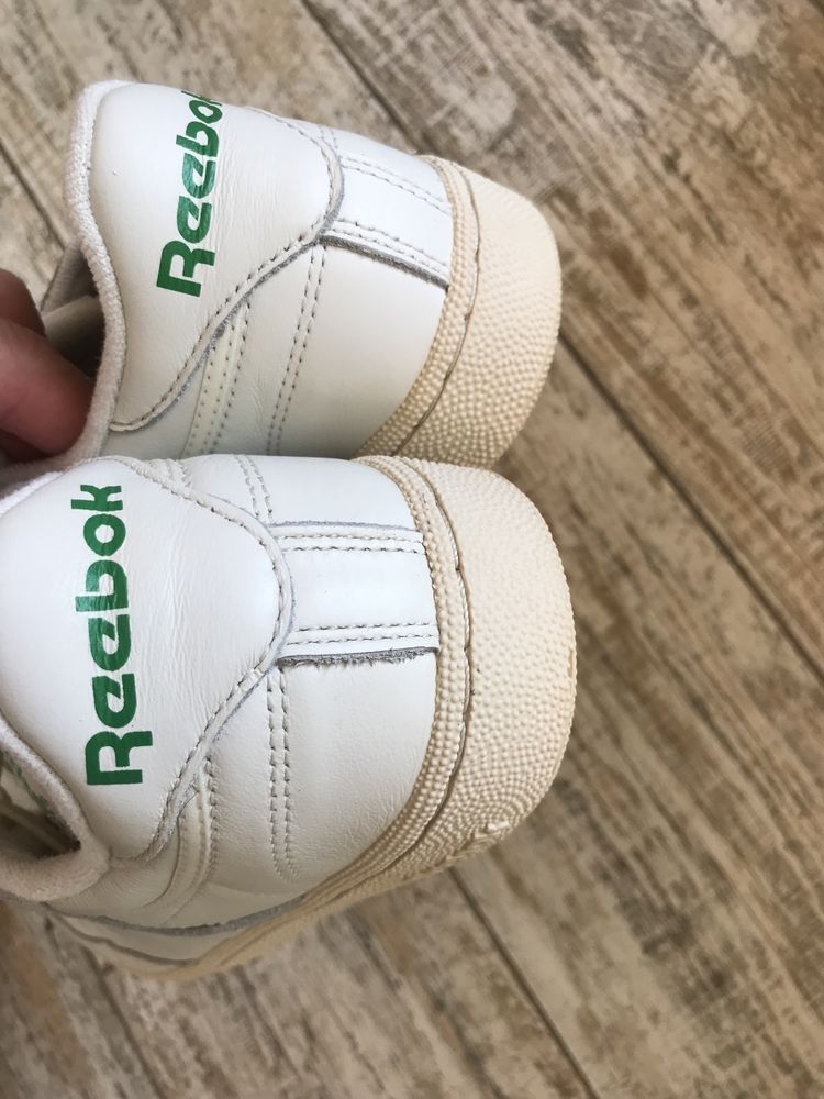 Кросівки унісекс 39р Reebok classic шкіра