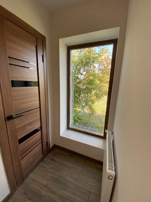 Будинок з двома спальнями в який можна заїхати одразу