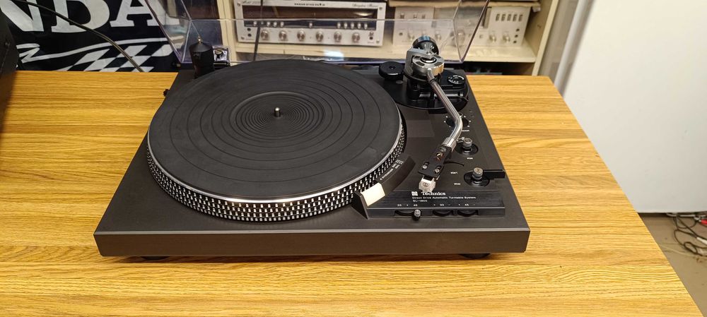 Вініловий програвач Technics SL-1900 ( Direct Drive)