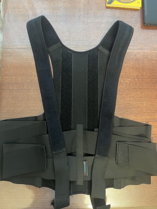 Коректор спини б/в