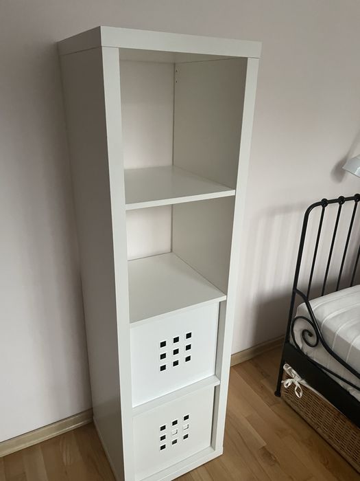 Meble do pokoju mlodziezowego uzywane z Ikei w bardzo dobrym stanie