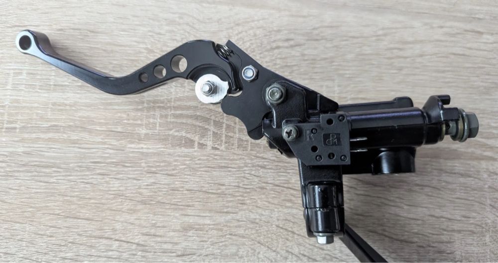 Мото-ручки зчеплення і гальма (універсальні)