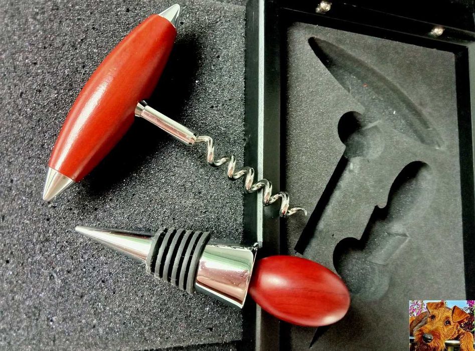 Zestaw Upominkowy Do Wina w Pudełku KORKOCIĄG i KOREK - Na Prezent